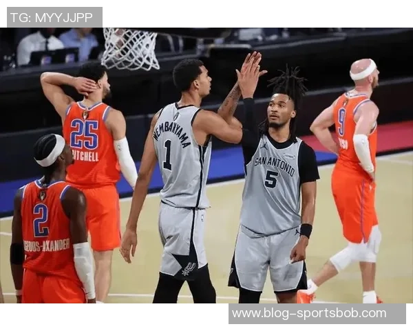 马刺主帅透露文班状态回暖期待在NBA杯半决赛对雷霆复出 马刺主帅透露文班状态回暖期待在NBA杯半决赛对雷霆复出