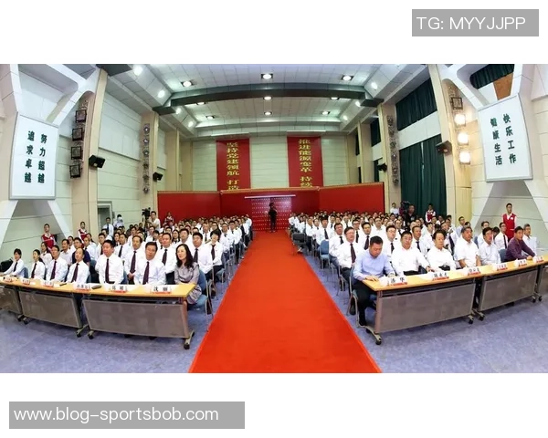 卡博尼深情告别热那亚感谢信任与关爱铭刻心中永不忘怀 卡博尼深情告别热那亚感谢信任与关爱铭刻心中永不忘怀